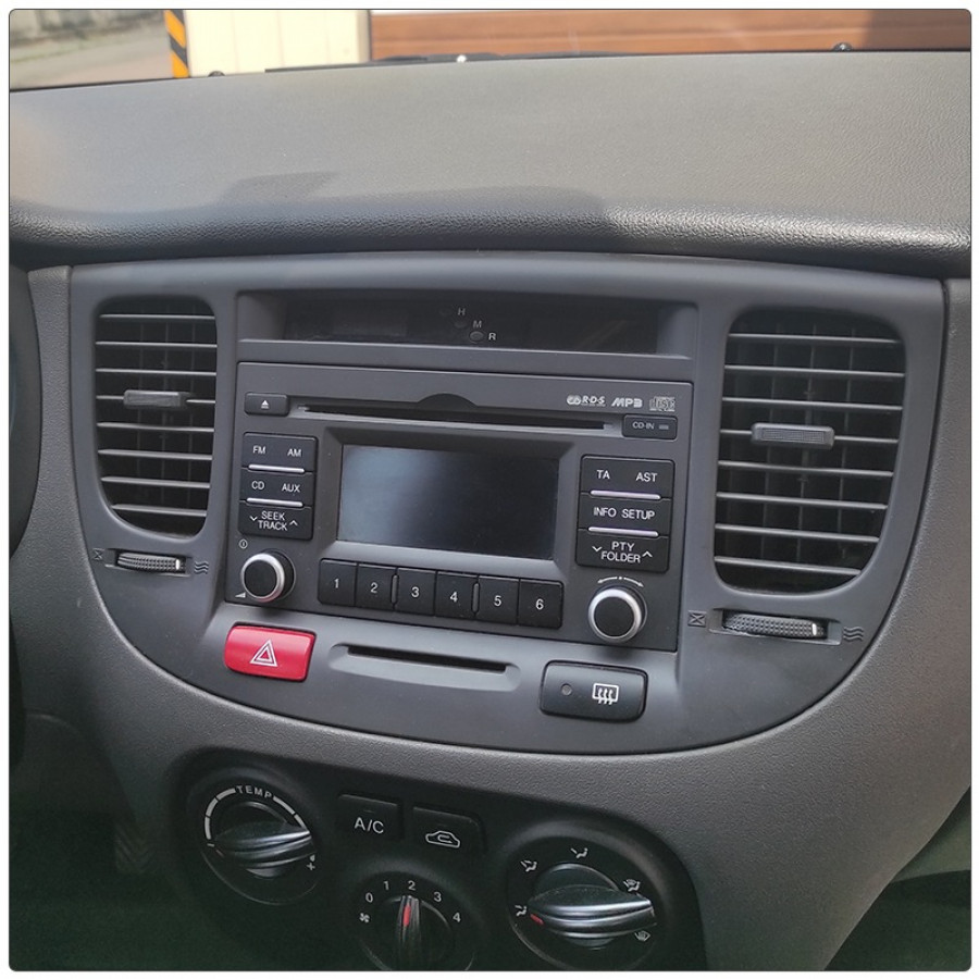 Штатная магнитола Lesko для Kia Rio II 2005-2009 экран 9" 2/32Gb Wi-Fi GPS Base